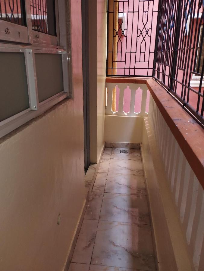 Divine Studio Bed and Breakfast Mombasa Exterior foto